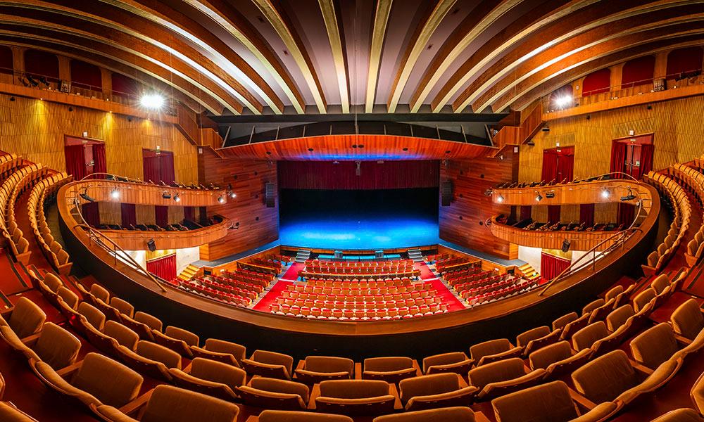 Ir a Imagen El concierto de Pablo López y la gala de magia Piccola Laboral abren la programación de primavera en el Teatro de la Laboral