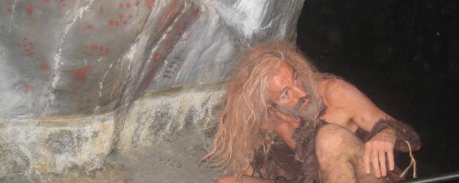 Ir a Imagen Un hombre Cro-Magnon visitará la Cueva de Cuevas del Parque el 11 de abril