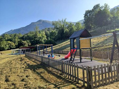 Imagen Zona esterior de xuegos infantiles y de picnic