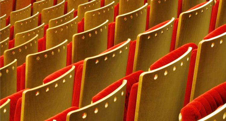 Go to Image El Callejón del Gato ultima su obra Hermanas en el Teatro de la Laboral