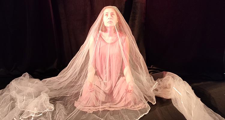 Go to Image Teatro del Norte ensaya Medea, la extranjera en la Laboral