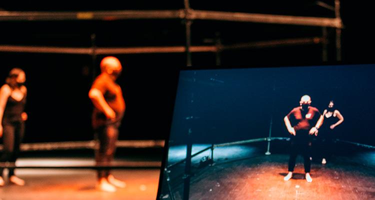 Gehe zu Bild Con Alevosía Teatro trabaja en su nuevo espectáculo de inmersión en la Laboral